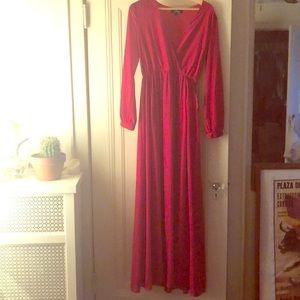 Long sleeved red dress, never worn!